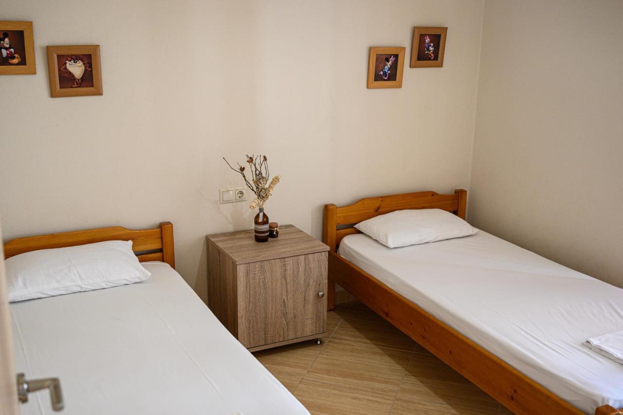 Anastasios Room'S Olympiakí Aktí Exterior foto