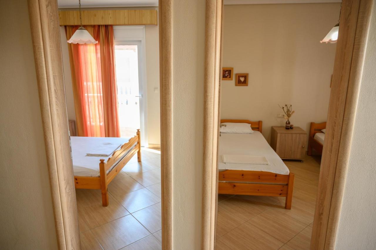 Anastasios Room'S Olympiakí Aktí Exterior foto